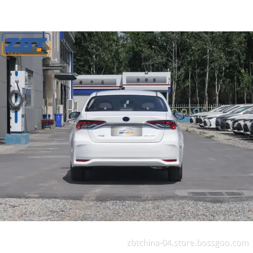 Chinese Corolla Sedan City Use Long Range Gasoline Car Notchback Automobile for Cheap Sale